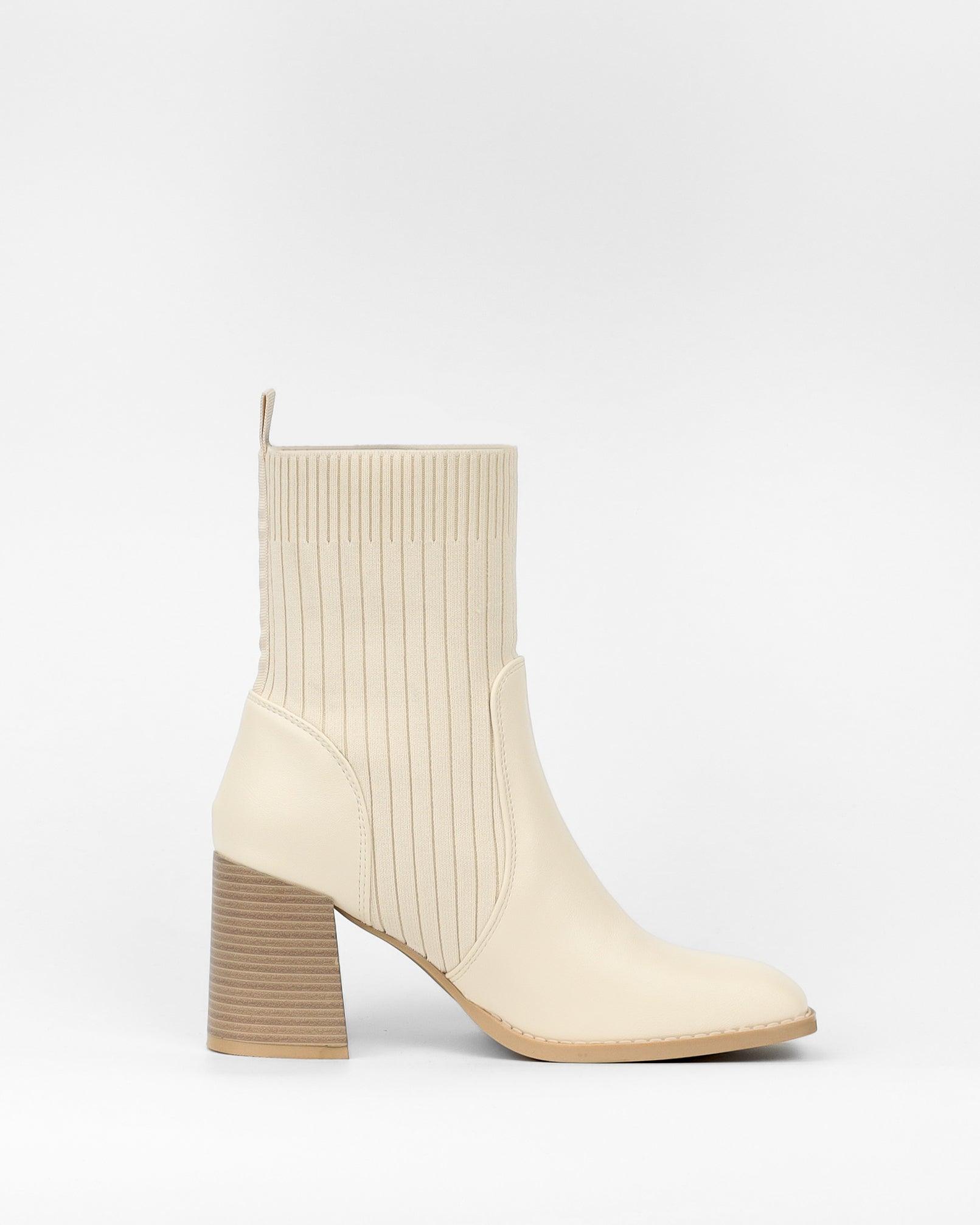 Clara Heeled ankle boots - Main Image