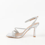 chaussures soirees argentées pour femme à talon et strass
