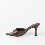 Mules vernis à talon Isa
