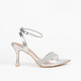 Nina sandales à talon et brides et strass