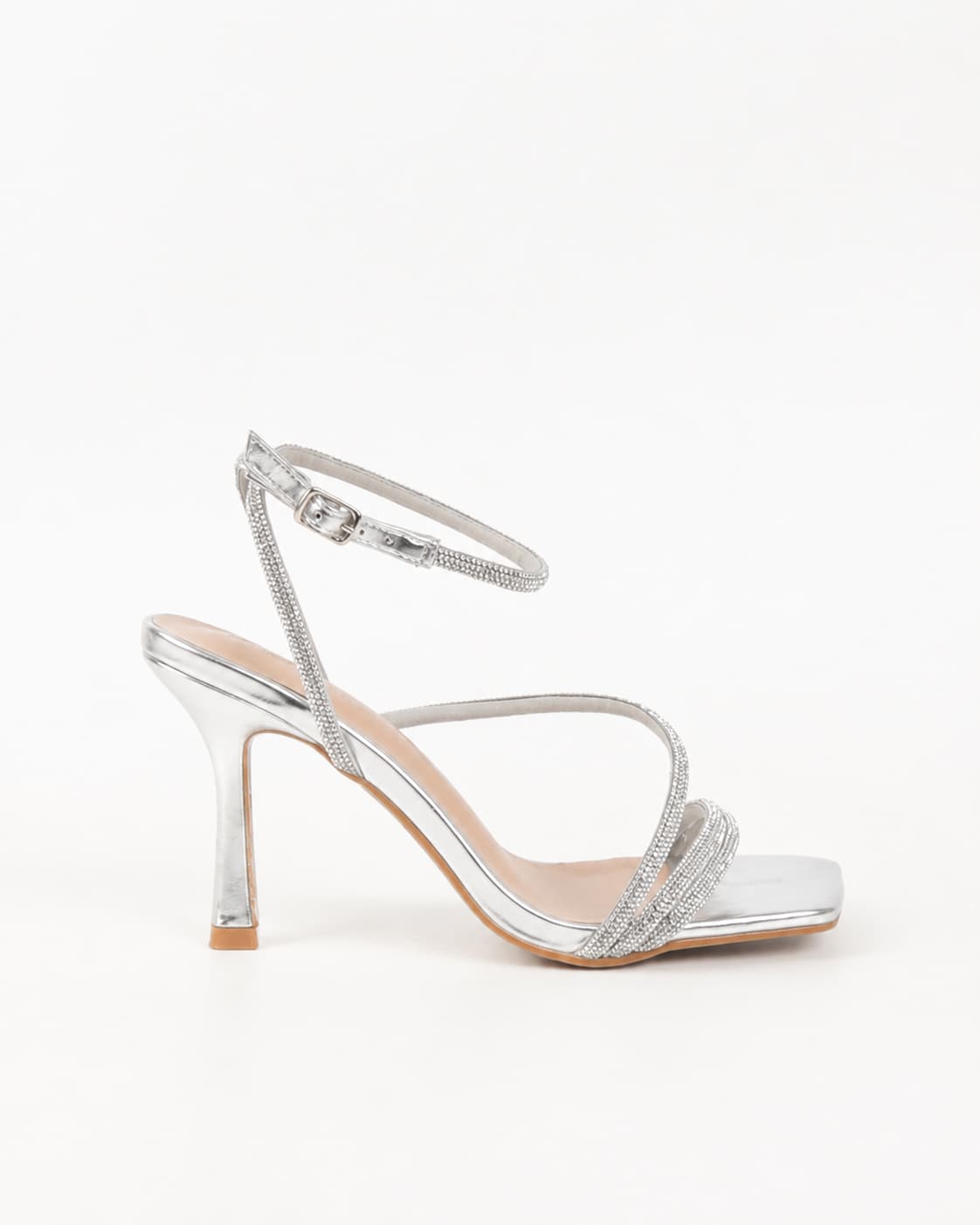 chaussures soirees argentées pour femme à talon et strass