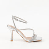 chaussures soirees argentées pour femme à talon et strass