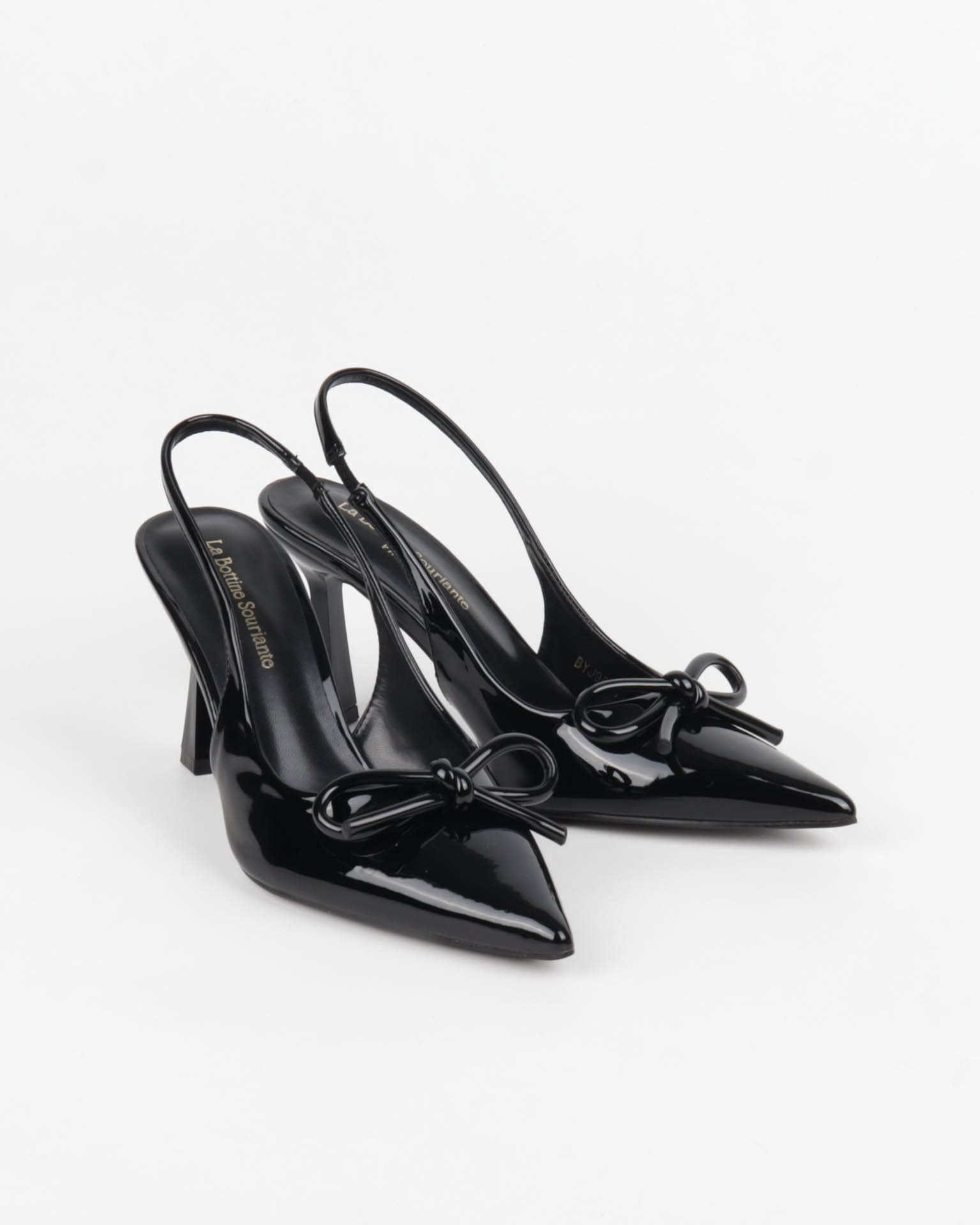 Slingbacks noir verni à nœud et bout pointu 