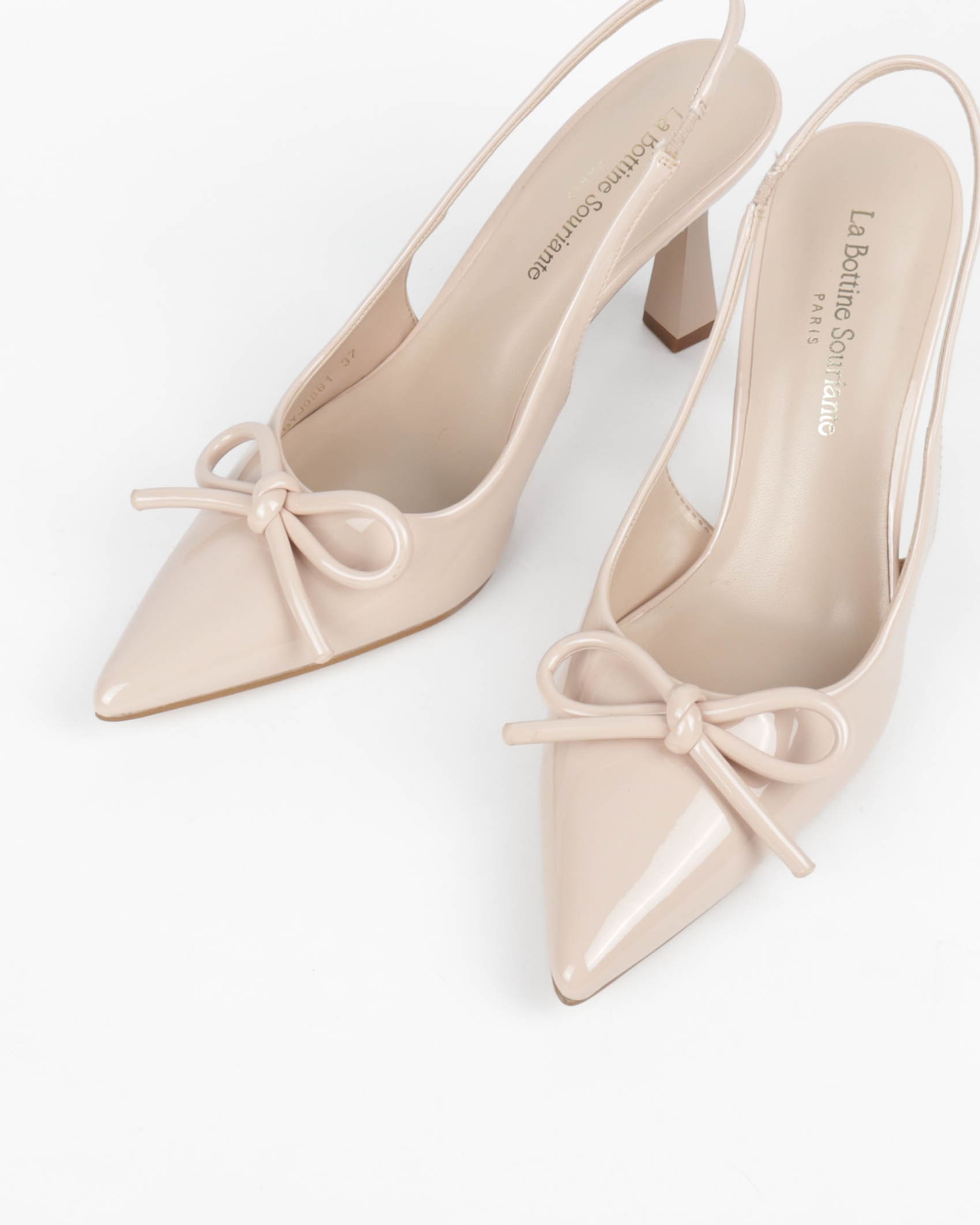 escarpins femme nude vernis à nœud et bout pointu 